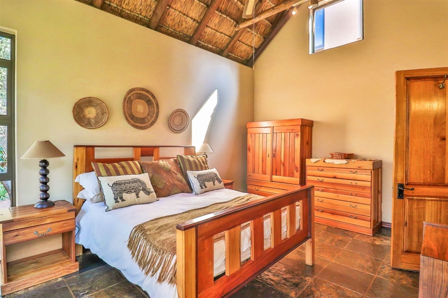 4 Bedroom Property for Sale in Kosmos North West